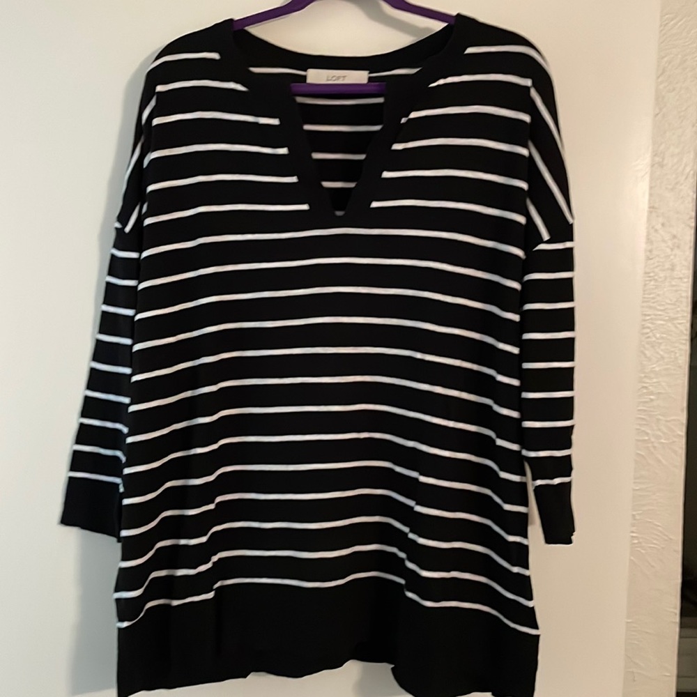 Gently worn excellent condition, LOFT 3/4 sleeve black and white striped sweater